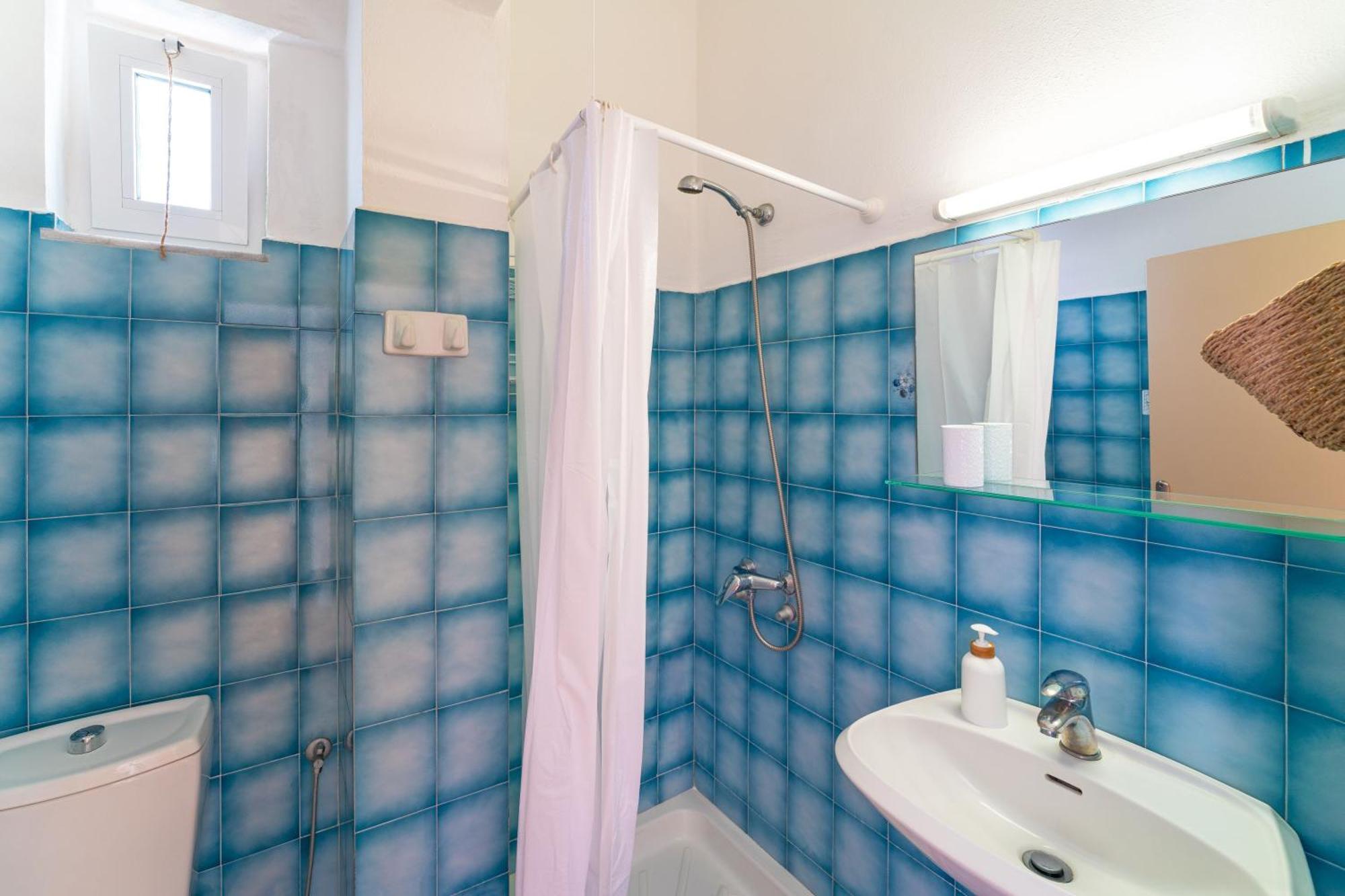 Tselios Apartments & Studios Kiotari Phòng bức ảnh